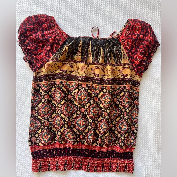 Eight Sixty Peasant Top - Picture 2 of 5